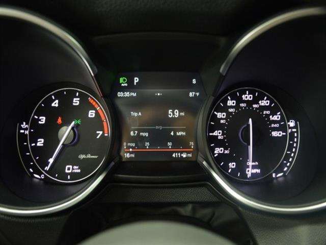 Alfa Romeo Stelvio 2018 photo 14